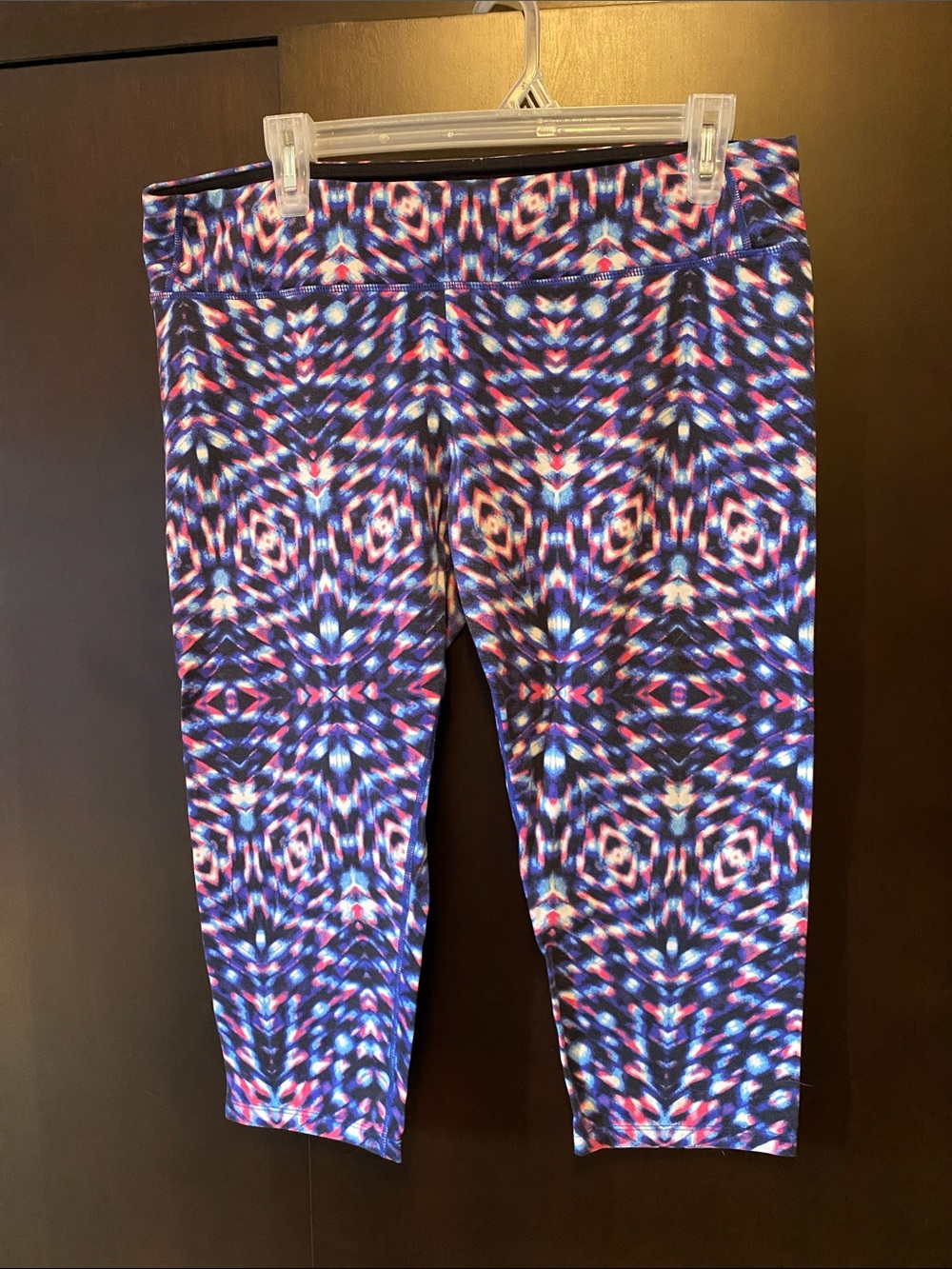 Multicolor Printed Capri Leggings